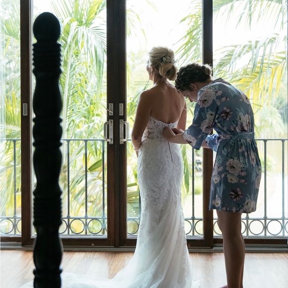 Lilian west wedding gown worn once. Altered bust and length for 5’3” height. - Picture 6 of 7